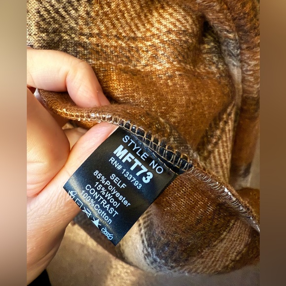 POL - Picture 5 of 5